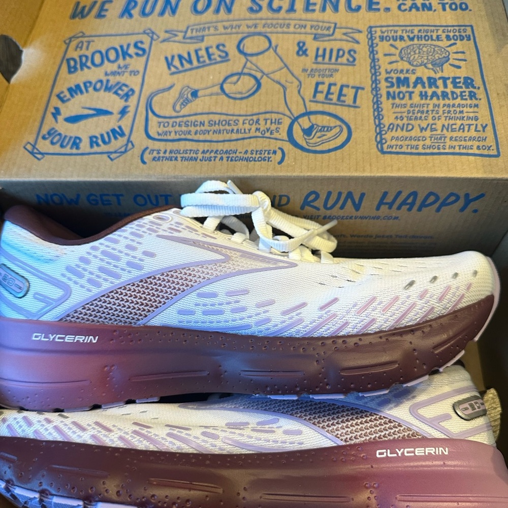 Women’s Brooks Glycerin 2.0, size 8.5, white/orchid, new in box, smoke free
